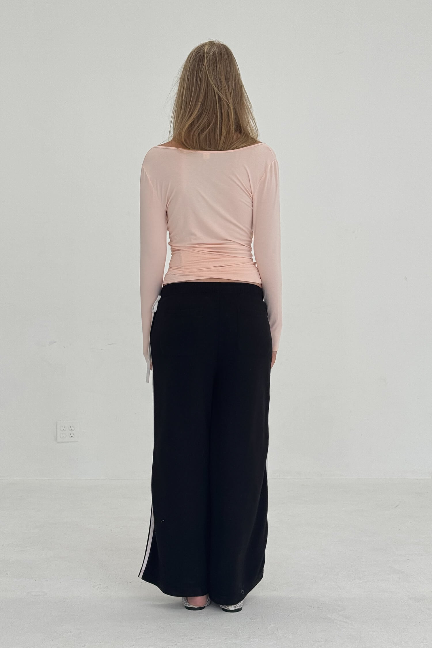 BALLERINA WRAP TOP IN POWDER PINK